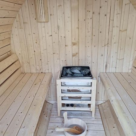 Villa With Private Sauna And Jacuzzi, 8 Min From Schloss Schoebrunn Viena Exterior foto