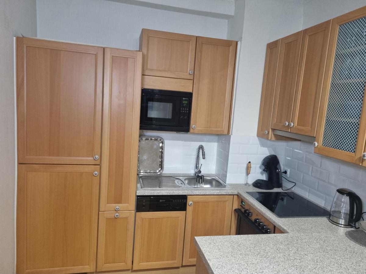 Villa With Private Sauna And Jacuzzi, 8 Min From Schloss Schoebrunn Viena Exterior foto