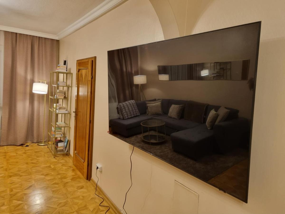 Villa With Private Sauna And Jacuzzi, 8 Min From Schloss Schoebrunn Viena Exterior foto